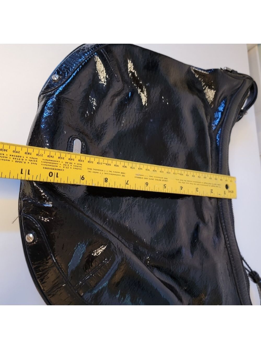 Cole Haan Patent Leather Shoulder Bag – Black Glossy Hobo Style - Picture 6 of 7